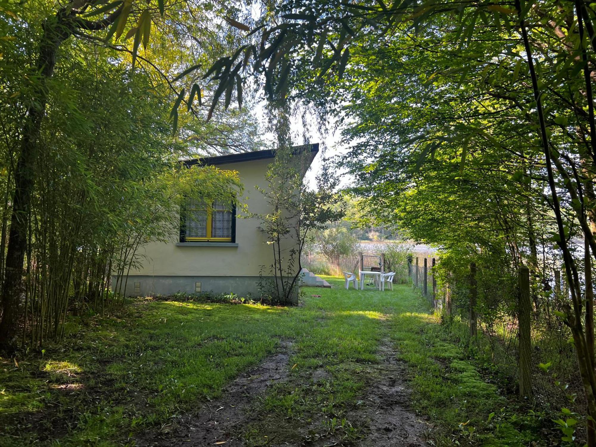 Chalet Au Bord De L'Etang 4 Pers Les Boulmiers Exterior foto